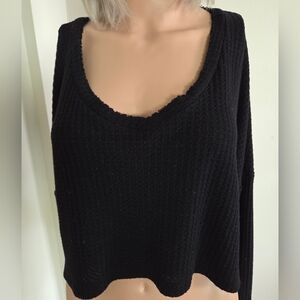 SOLD Forever 21 Womens Black V-Neck Crop Sweater Top Size Small